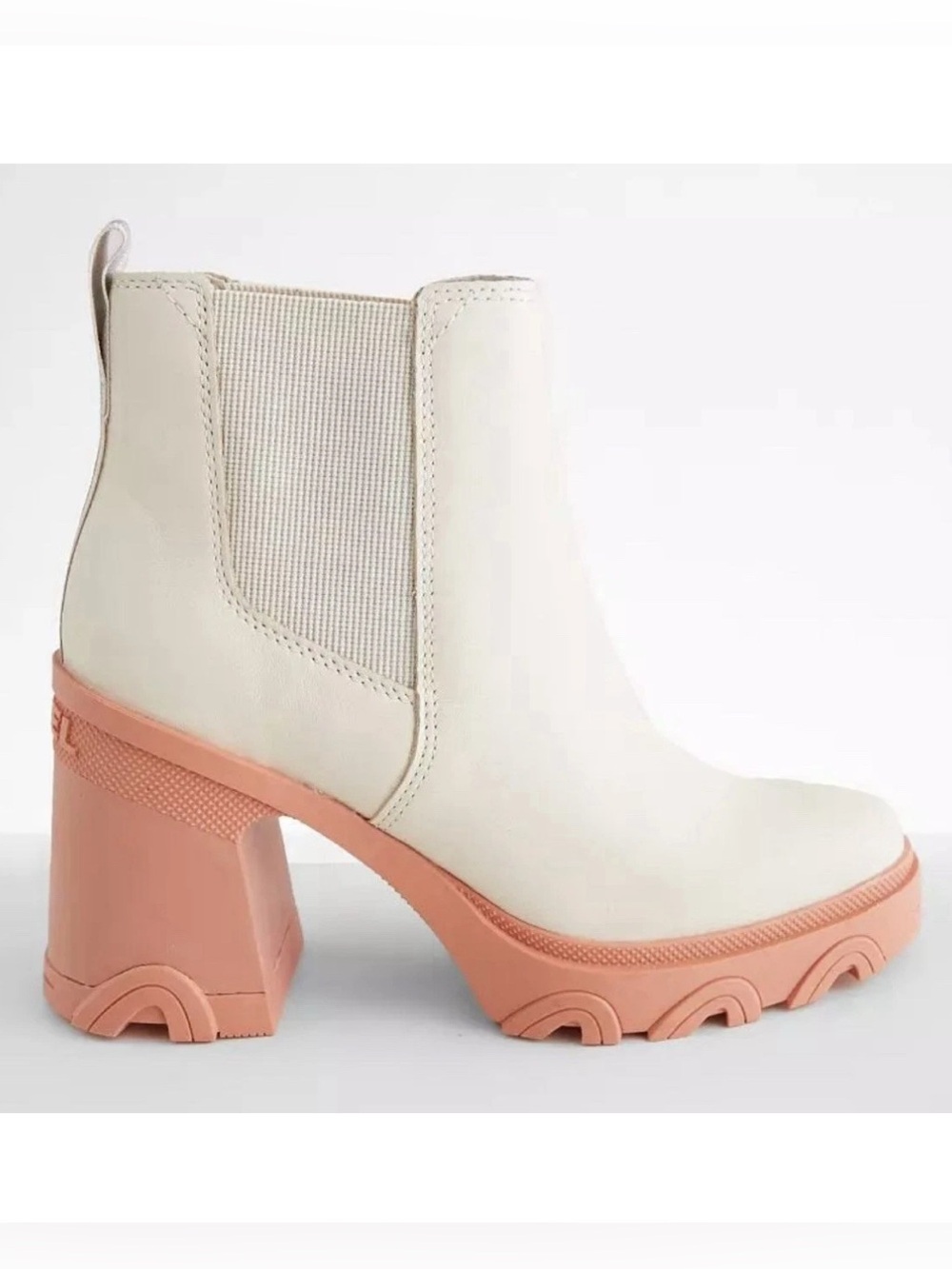 Women’s Cream Sorel Chelsea Boot with Pink Platform Heel